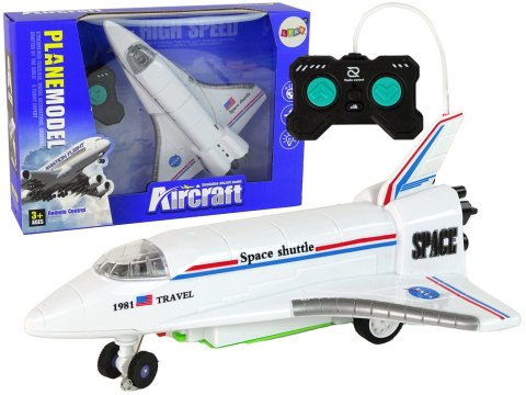 Odrzutowiec Zdalnie Sterowany Pilot Biały Odrzutowiec Zdalnie Sterowany Pilot Biały