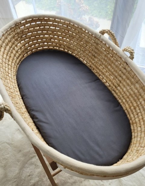Prześcieradło bawełniane do kosza Mojżesza Boho wózka gondoli 75x35 cm - antracyt Prześcieradło bawełniane do kosza Mojżesza Boho wózka gondoli 75x35 cm - antracyt