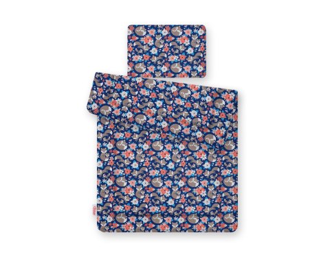 Komplet pościeli dla niemowląt z wypełnieniem 2-cz 75x100cm NEWBORN - lisia rodzinka na niebieskim Komplet pościeli dla niemowląt z wypełnieniem 2-cz 75x100cm NEWBORN - lisia rodzinka na niebieskim