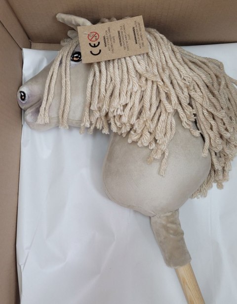 Hobby Horse Mały koń na kiju Premium - cremello A4