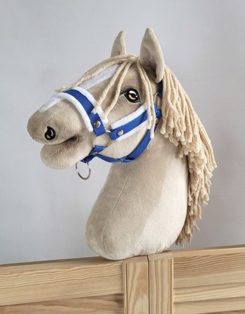 Kantar regulowany dla konia Hobby Horse A3 niebieski z białym futerkiem Kantar regulowany dla konia Hobby Horse A3 niebieski z białym futerkiem