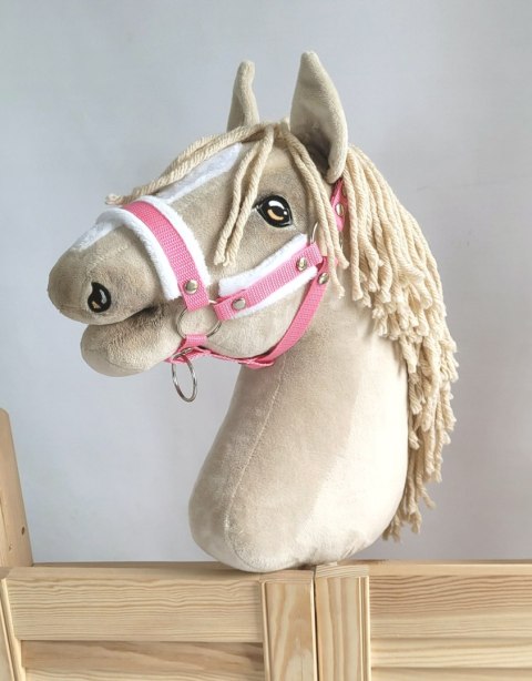 Kantar regulowany dla konia Hobby Horse A3 różowy z białym futerkiem Kantar regulowany dla konia Hobby Horse A3 różowy z białym futerkiem