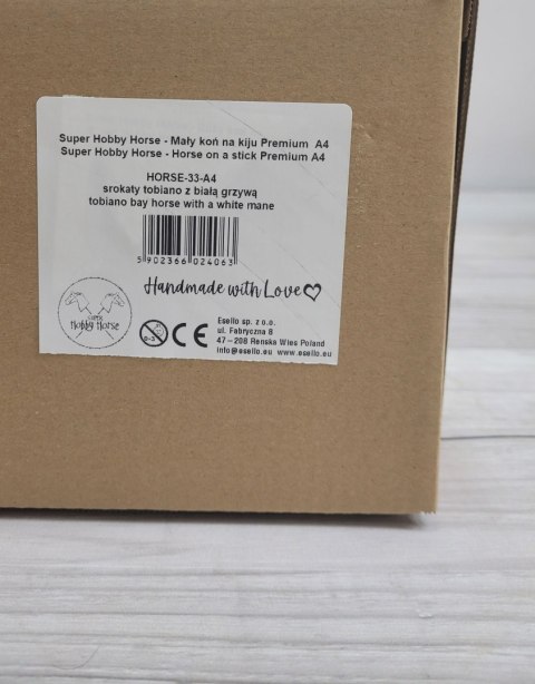 Hobby Horse Mały koń na kiju Premium - srokaty tobiano z białą grzywą A4