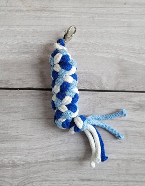 Uwiąz dla Hobby Horse ze sznurka - błękit/ chaber/ biały Uwiąz dla Hobby Horse ze sznurka - błękit/ chaber/ biały