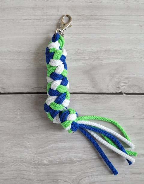 Uwiąz dla Hobby Horse ze sznurka - chaber/ jasny zielony/ biały Uwiąz dla Hobby Horse ze sznurka - chaber/ jasny zielony/ biały