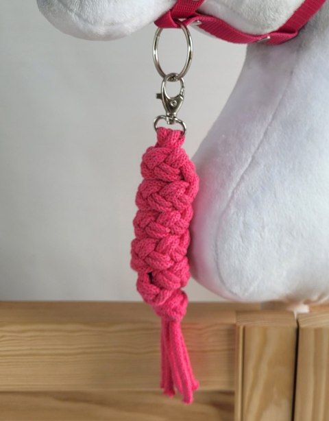 Uwiąz dla Hobby Horse ze sznurka - ciemny róż Uwiąz dla Hobby Horse ze sznurka - ciemny róż