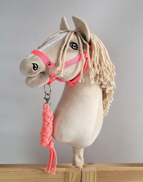 Zestaw do Hobby Horse: kantar A3 + uwiąz ze sznurka - neon-pink Zestaw do Hobby Horse: kantar A3 + uwiąz ze sznurka - neon-pink