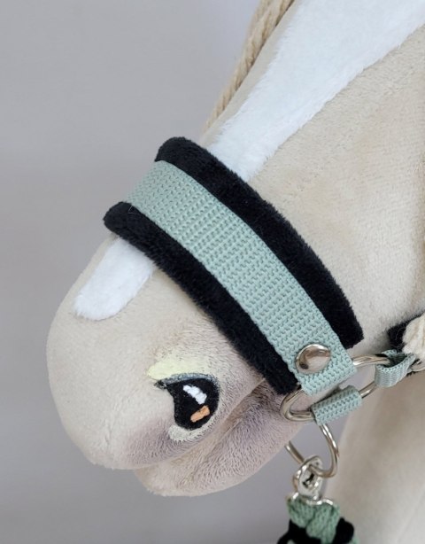 Zestaw do Hobby Horse: kantar A3 z czarnym futerkiem + uwiąz ze sznurka - czarno-szałwiowy Zestaw do Hobby Horse: kantar A3 z czarnym futerkiem + uwiąz ze sznurka - czarno-szałwiowy