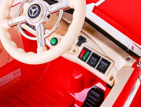 Mercedes Benz Retro 540A dla dzieci Czerwony + Tryb "Rodzica" + Pilot + Panel audio + LED Mercedes Benz Retro 540A dla dzieci Czerwony + Tryb "Rodzica" + Pilot + Panel audio + LED