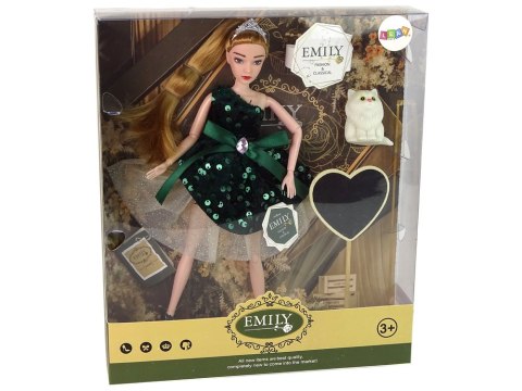 Lalka Dla Dzieci Emily Drewniane Serce Biały Kotek Lalka Dla Dzieci Emily Drewniane Serce Biały Kotek